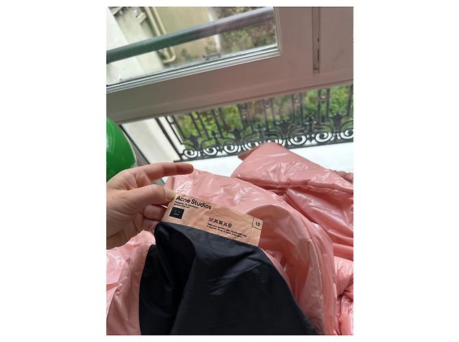 Acne Studios Casaco Puffer Rosa com Cinto - vista 11
