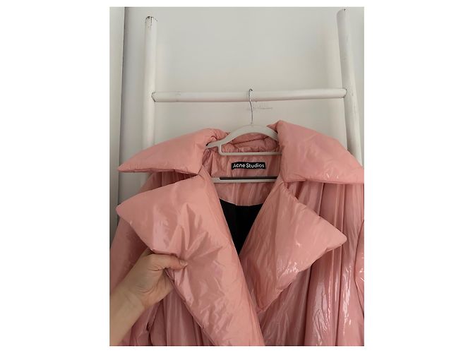 Acne Studios Casaco Puffer Rosa com Cinto - vista 6