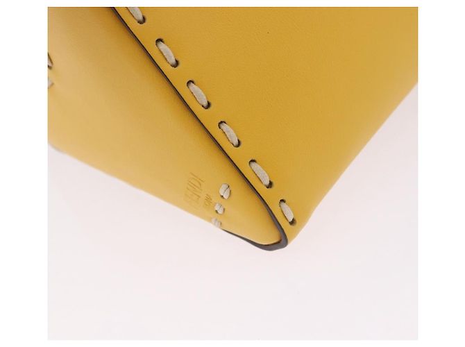 FENDI Celeria Triangle Shoulder Bag Leather Yellow Gold Tone 8BS053 - vista 15