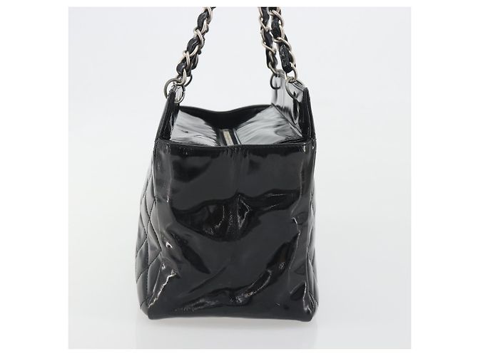 CHANEL Matelasse Chain Shoulder Bag Patent Leather Black Silver CC - vista 4