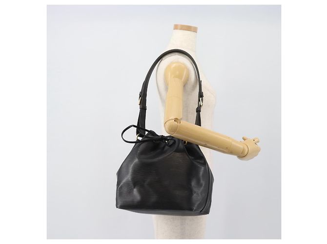 LOUIS VUITTON Epi Petit Noe Shoulder Bag Black M44102 LV - vista 19