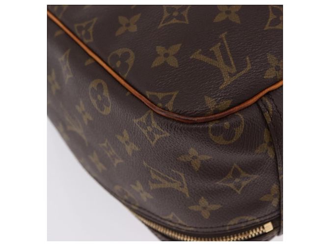 LOUIS VUITTON Bolso de mano Monogram Excursion M41450 LV - vista 15