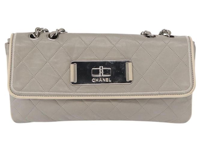 CHANEL Lammleder Schultertasche mit Kette Grau Silber CC - Ansicht 13
