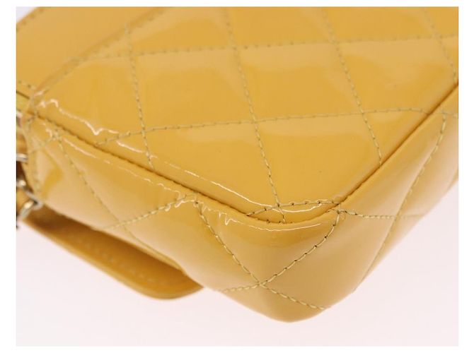 CHANEL COCO Mark Chain Shoulder Bag Cuero charol Amarillo Oro CC - vista 17
