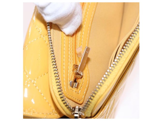CHANEL COCO Mark Chain Shoulder Bag Cuero charol Amarillo Oro CC - vista 24