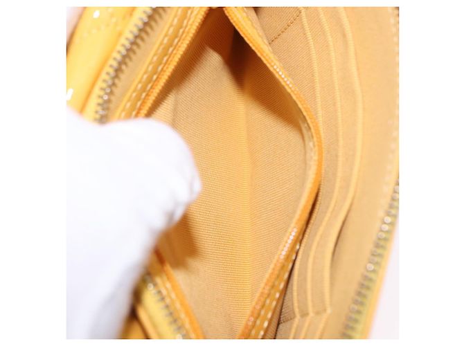 CHANEL COCO Mark Chain Shoulder Bag Cuero charol Amarillo Oro CC - vista 25