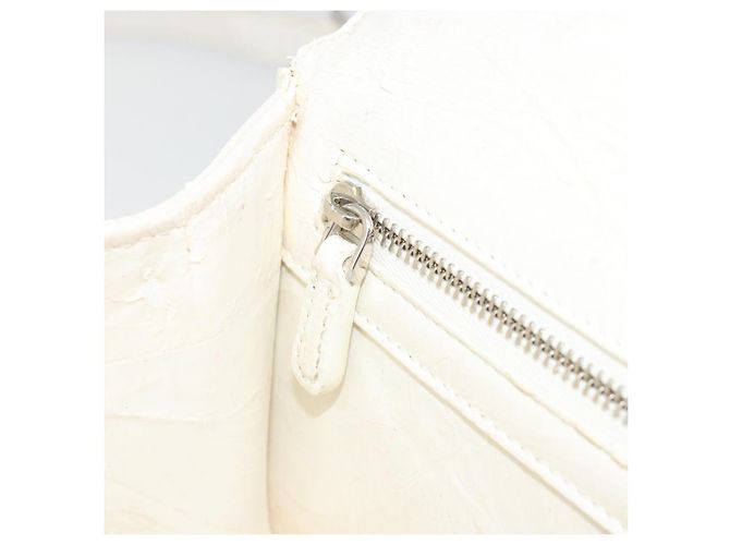 Christian Dior Chain Shoulder Bag Leather White Gold - vista 22