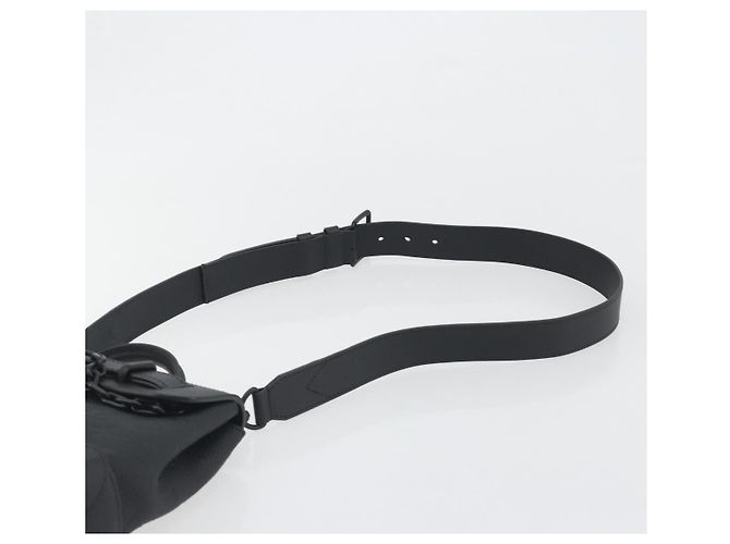 LOUIS VUITTON Taurillon Clemence Monogram Steamer PM Black M24436 - vista 15