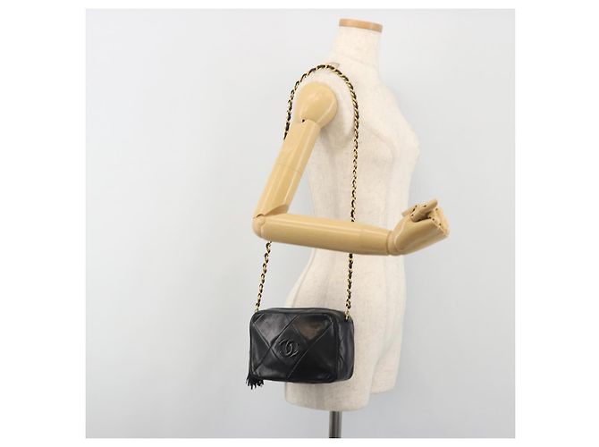 CHANEL Matelasse Chain Shoulder Bag Lamb Skin Gold Black CC - vista 24