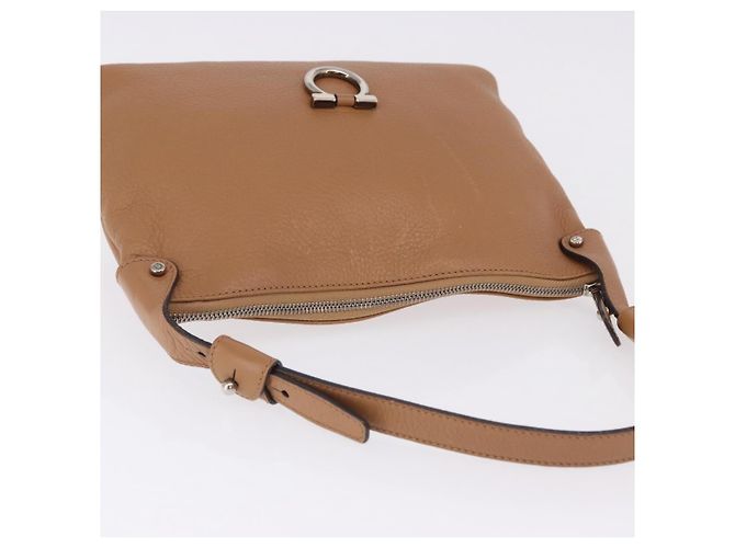 Salvatore Ferragamo Sac à épaule Gancini Cuir Beige Argent - vue 6
