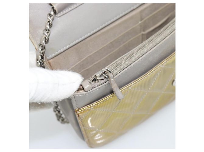 CHANEL Matelasse Chain Shoulder Wallet Patent Gold Silver CC - vista 22