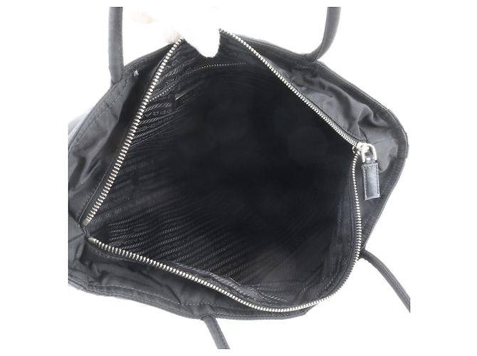 Borsa Tote Prada in nylon Tessuto con logo triangolare nero - vista 7