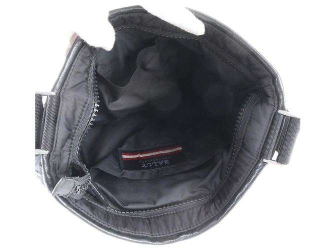Borsa a tracolla Bally Trainspotting in pelle e nylon Nero Bianco Rosso - vista 7