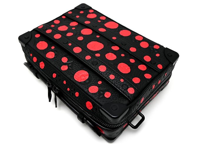 Borsa a mano Louis Vuitton Handle Soft Trunk (LV x YK) Collaborazione Yayoi Kusama Nero Rosso - vista 3