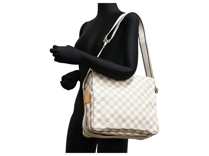 Louis Vuitton Naviglio Schultertasche Weiß - Ansicht 9