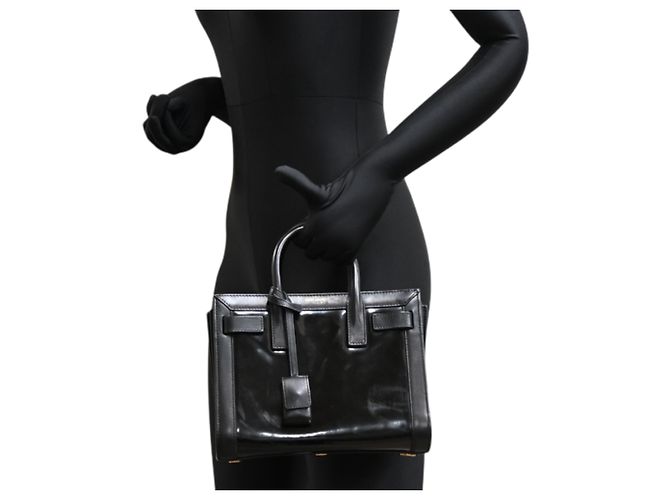Yves Saint Laurent Sac de Jour Nano Handbag Nero - vista 9