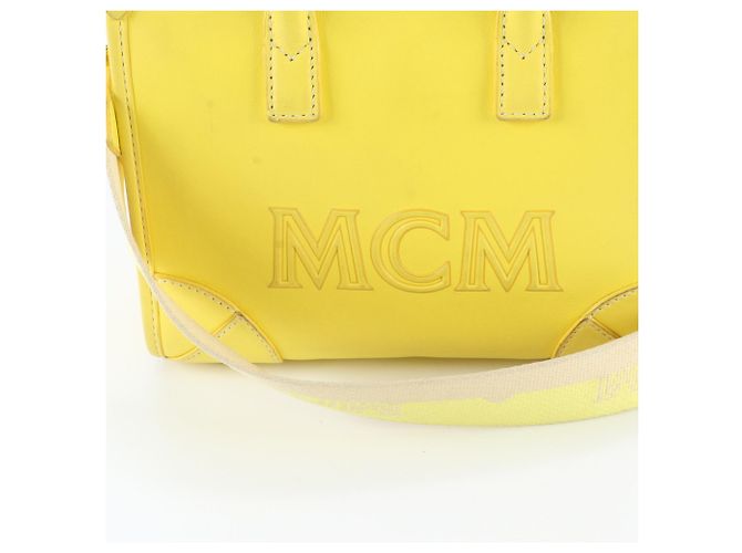 MCM Munich Mini Bolso de piel 2-Way Amarillo - vista 2