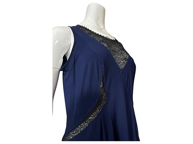 High Tech Kleid in Marineblau mit Spitzenbesatz Schwarz - Ansicht 6