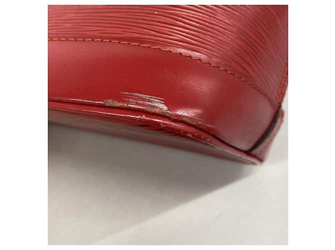 Bolsa Louis Vuitton Alma Epi Vermelho - vista 10