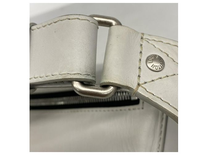 Louis Vuitton Damier Infini Bumbag N40326 Bianco - vista 9