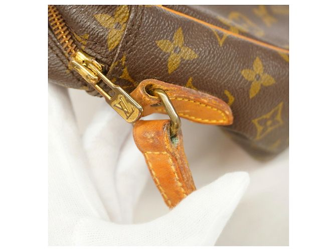 Borsa a tracolla Louis Vuitton Monogram Trocadero 30 Marrone - vista 10