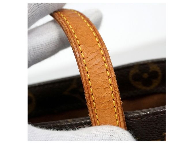 Bolso Louis Vuitton Monogram Vavin PM Castaño - vista 7
