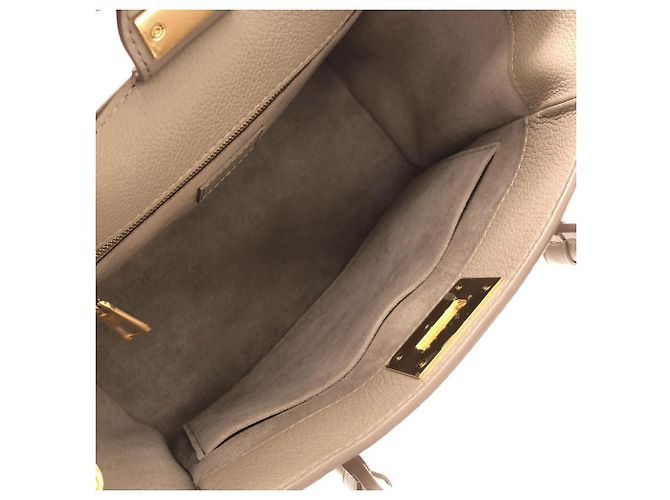 Sac à main Louis Vuitton On My Side PM - vue 7