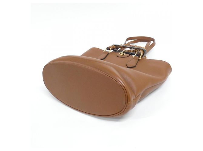 Borsa a mano Gucci Diana in pelle marrone - vista 3