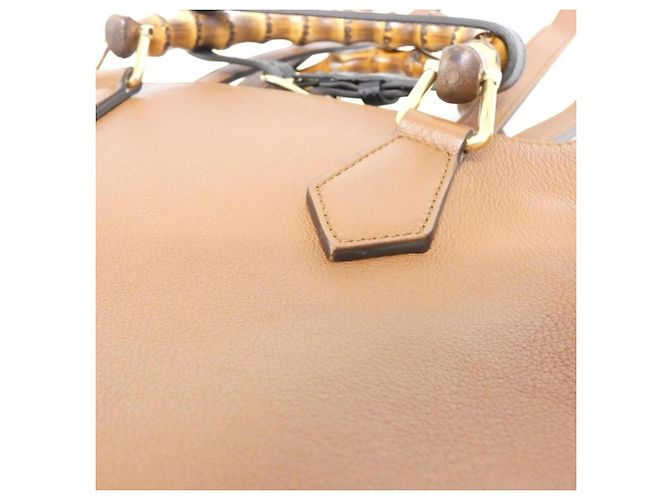 Borsa a mano Gucci Diana in pelle marrone - vista 4