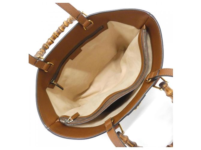 Borsa a mano Gucci Diana in pelle marrone - vista 7