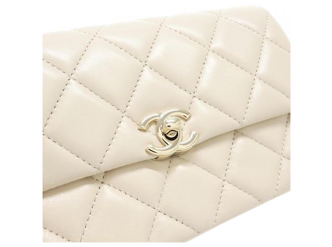 Borsa a tracolla Chanel AP4592 in pelle d'agnello beige - vista 4