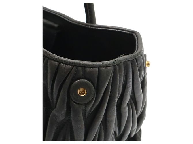 Borsa Miu Miu Matelassé a raggruppamento Nero - vista 9
