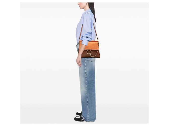 Chloé Faye Crossbody in vitello e camoscio marrone Medium - vista 6