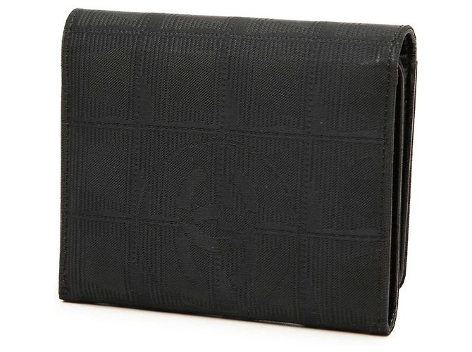Chanel Black New Travel Line Nylon Small Wallet Nero - vista 2