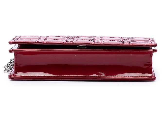 Autre Marque Clutch convertibile con catena Lady Dior in vernice rossa Cannage di Dior Rosso - vista 3