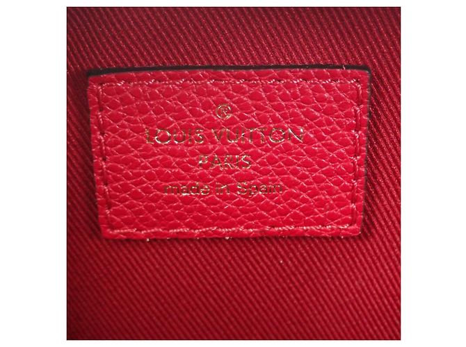Louis Vuitton Red Monogram Empreinte Saintonge Roja - vista 10