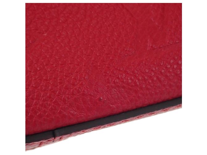Louis Vuitton Red Monogram Empreinte Saintonge Roja - vista 17