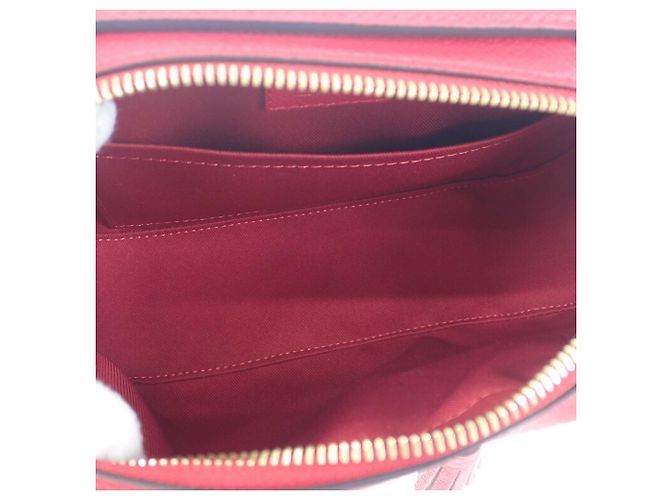 Louis Vuitton Red Monogram Empreinte Saintonge Roja - vista 8