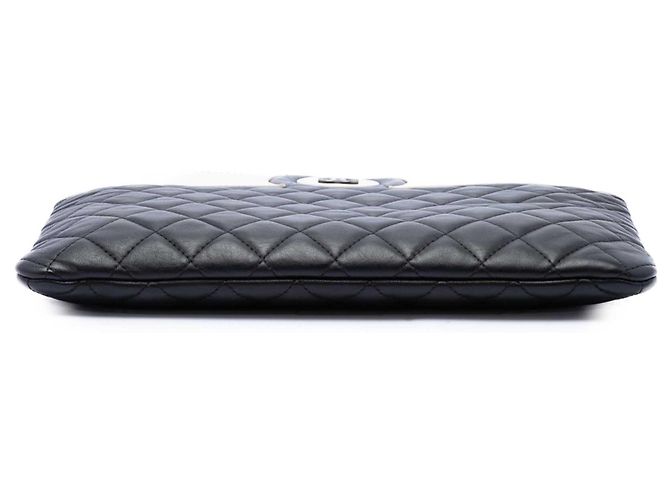 Clutch Chanel Black Medium CC Bicolor Quilted Lambskin Beige - vista 3
