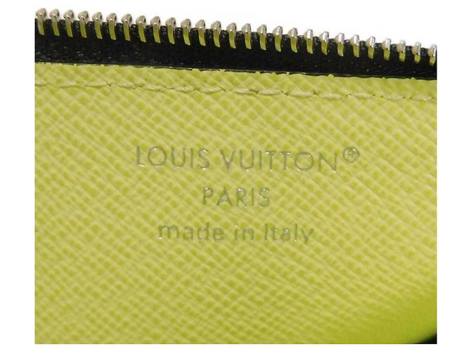 Louis Vuitton Taiga Leather Card Case Yellow Monogram - view 8