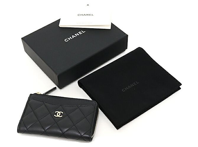 Chanel Black Leather Zip Card Case - view 2