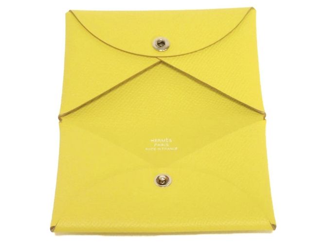 Hermès Tarjetero Hermes Calvi en Yellow Amarillo - vista 5