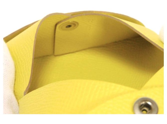 Hermès Tarjetero Hermes Calvi en Yellow Amarillo - vista 8