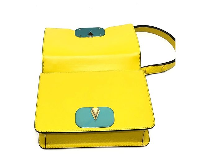 Borsa a tracolla con patta Valentino Yellow Logo Giallo - vista 10