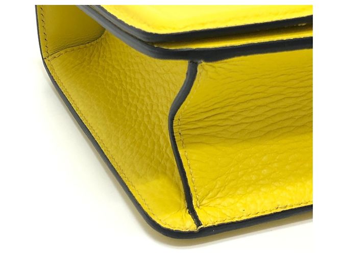 Borsa a tracolla con patta Valentino Yellow Logo Giallo - vista 7