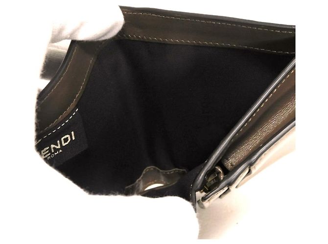 Portafoglio bi-fold Fendi Zucca nero e marrone - vista 9