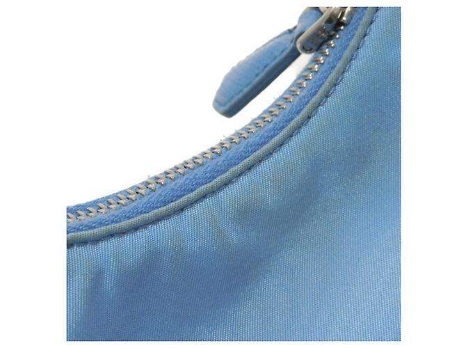 Prada Re-Edition Tessuto Micro Mini Schultertasche mit Kette Blau - Ansicht 16
