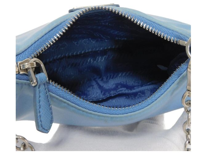 Prada Re-Edition Tessuto Micro Mini Schultertasche mit Kette Blau - Ansicht 5