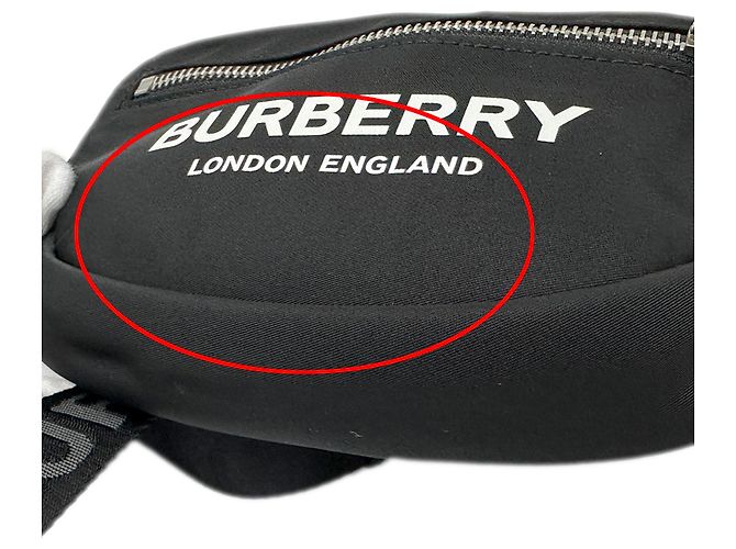 Borsa a mano Burberry in nylon nero - vista 8