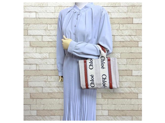 Borsa Chloé Small Tote Woody Marrone Beige - vista 2